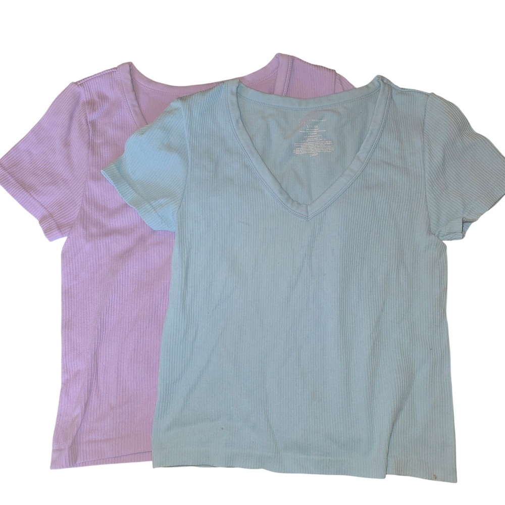 2 No Boundaries Large (11-13) Ribbed Cropped Vneck tshirts Thick Purple Blue